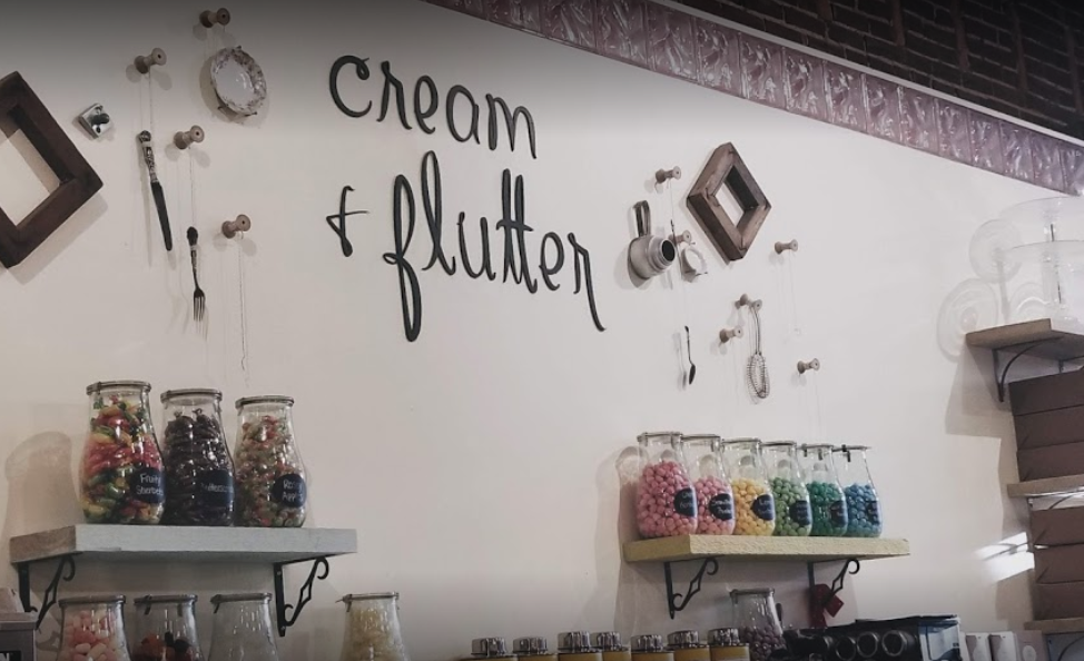 Cream & Flutter